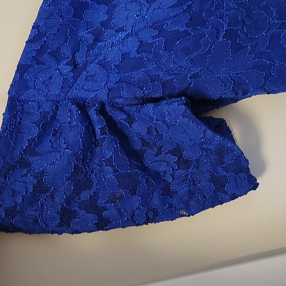 Off the shoulder lace skater dress - Picture 2 of 3